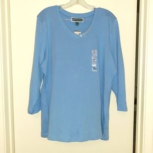 Starlit XL Vneck top. New with tags never …